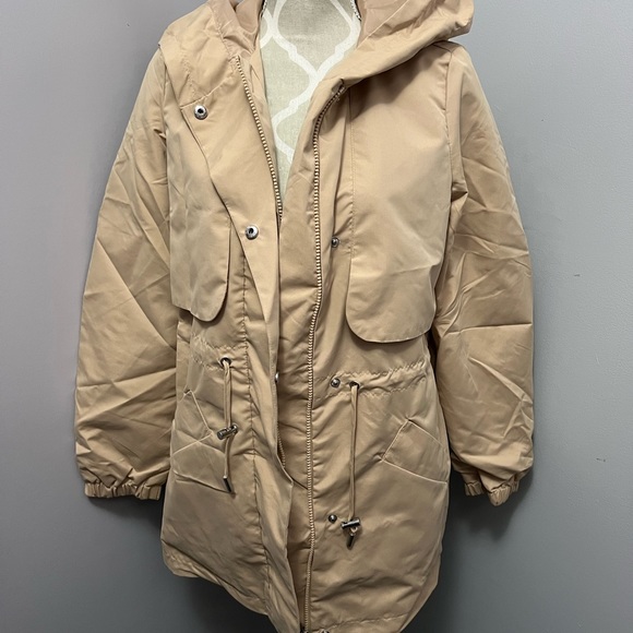 🆕 Vero Moda Women’s Drawstring Jacket - Picture 3 of 6